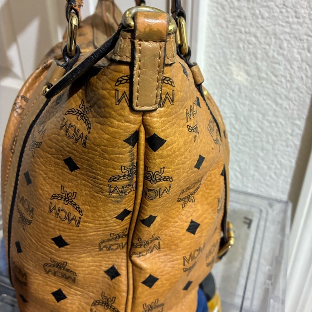 MCM Tan Leather Shoulder Bag - Picture 6 of 7